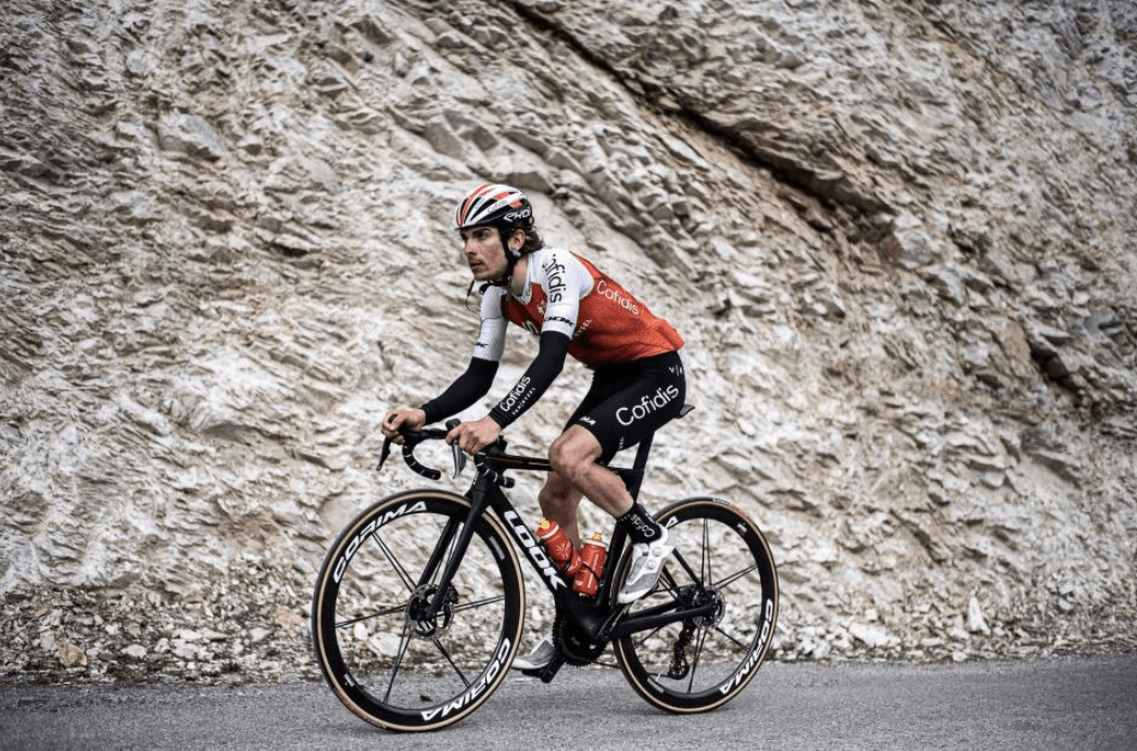 2023年环法自行车赛,职业车手都骑什么车?_进行_shimano_参赛