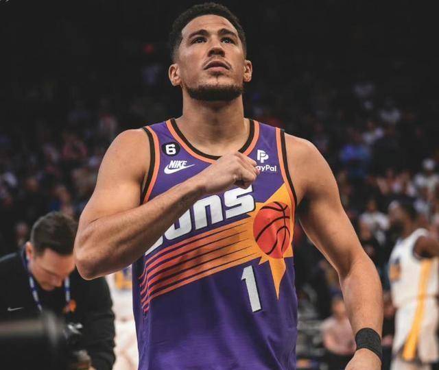 保罗一个让球迷喜欢不起来的球星_进攻_布克_艾顿