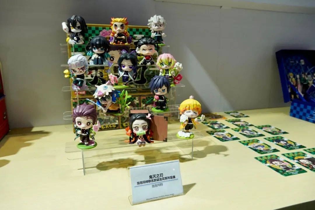 波吉人偶在aniplex展台前在同一展区,scp也展出了原创ip猫狗宠物街