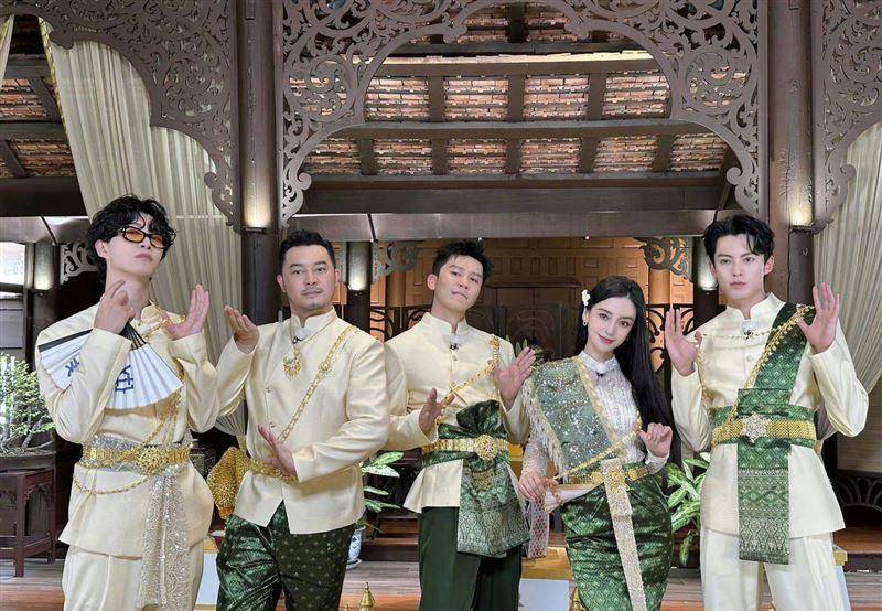 蔡徐坤堕胎事件惹网怒,疑找封杀女星堵枪眼,王鹤棣跑男白录了_网友