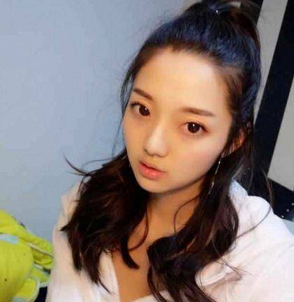 冰柠檬公开恋情,男方神似烧饼,希望她一直幸福快乐下去_张兆艺_男朋友