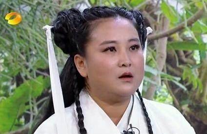 長得很醜卻深受歡迎5位女星,謝依霖搞笑,呂燕勵志,她令人敬佩_賈玲