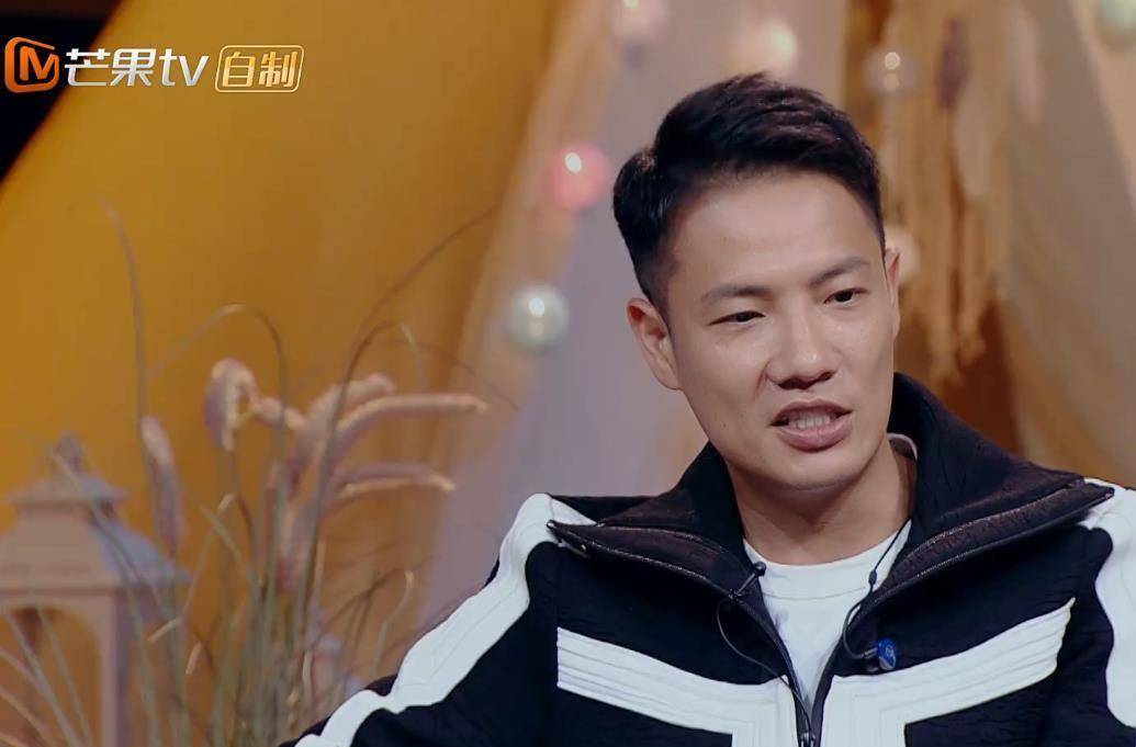 杨千嬅老公评价谢娜"神经病",李艾忙圆场:我听出了褒义_丁生_妻子_不