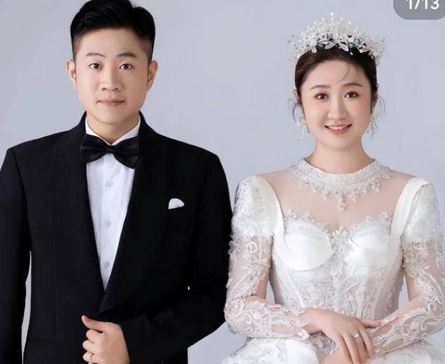 刘能妻子李琳晒全家福,被网友吐槽不如前妻好看,本人给出回应_温美玲