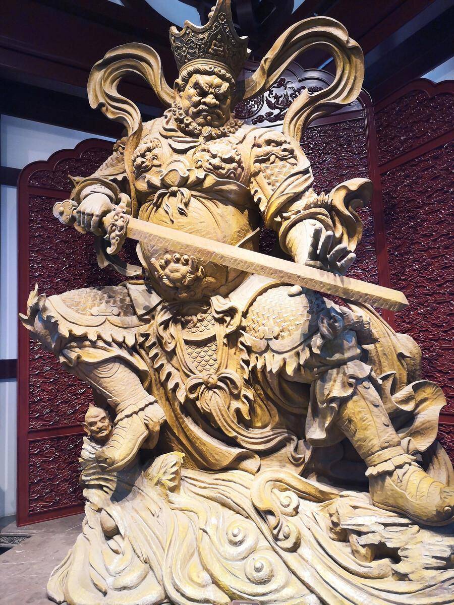 分别指的是谁?你真的了解吗_众生_持国天王_盔甲