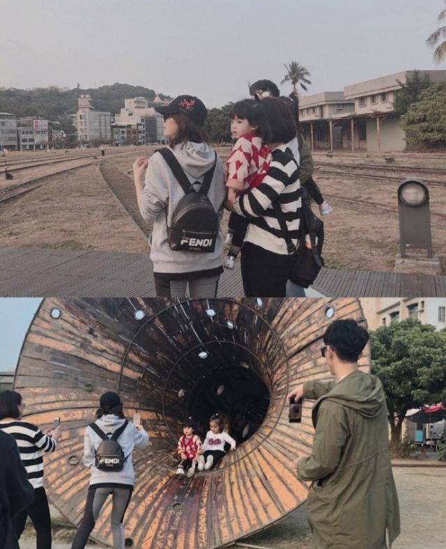 咘咘波妞去看萧敬腾演唱会还佩戴了证件,俩人在研究啥?