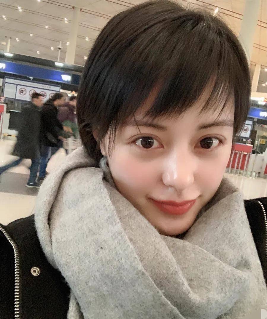 宁静20岁时尚气质不输港台明星,"双胞胎"妹妹与她相似度98%