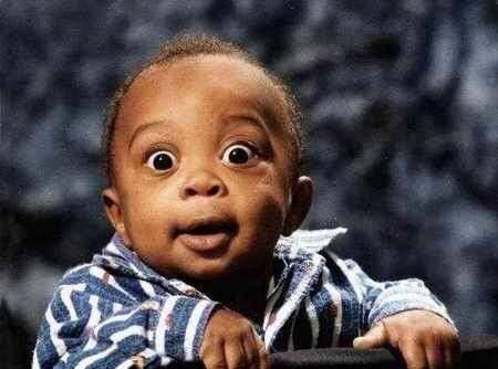 威少小时候很腼腆.