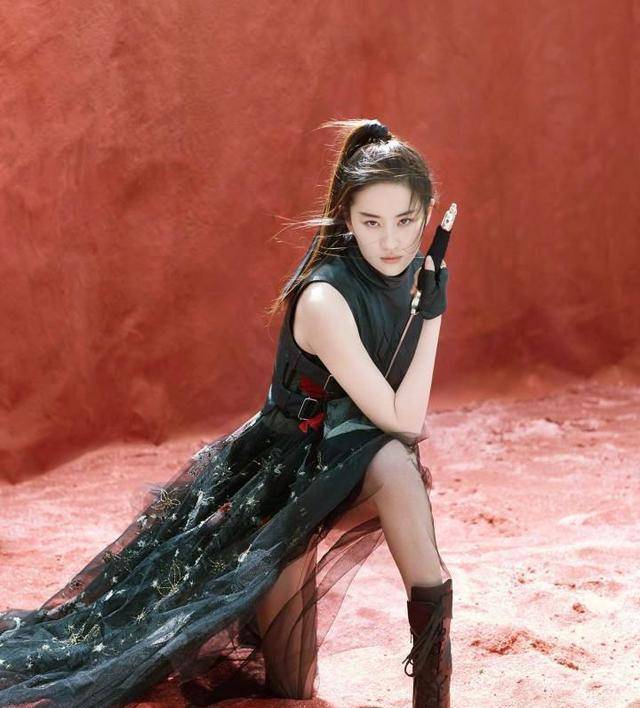 刘亦菲《花木兰》开机,唐指挥官好帅,网友:李连杰在就放心了_甄子丹