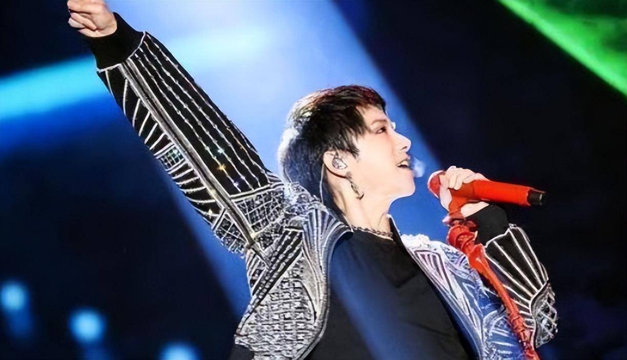 丁太升辣评华晨宇:在温室待太久,稍微一点风雨就露馅!