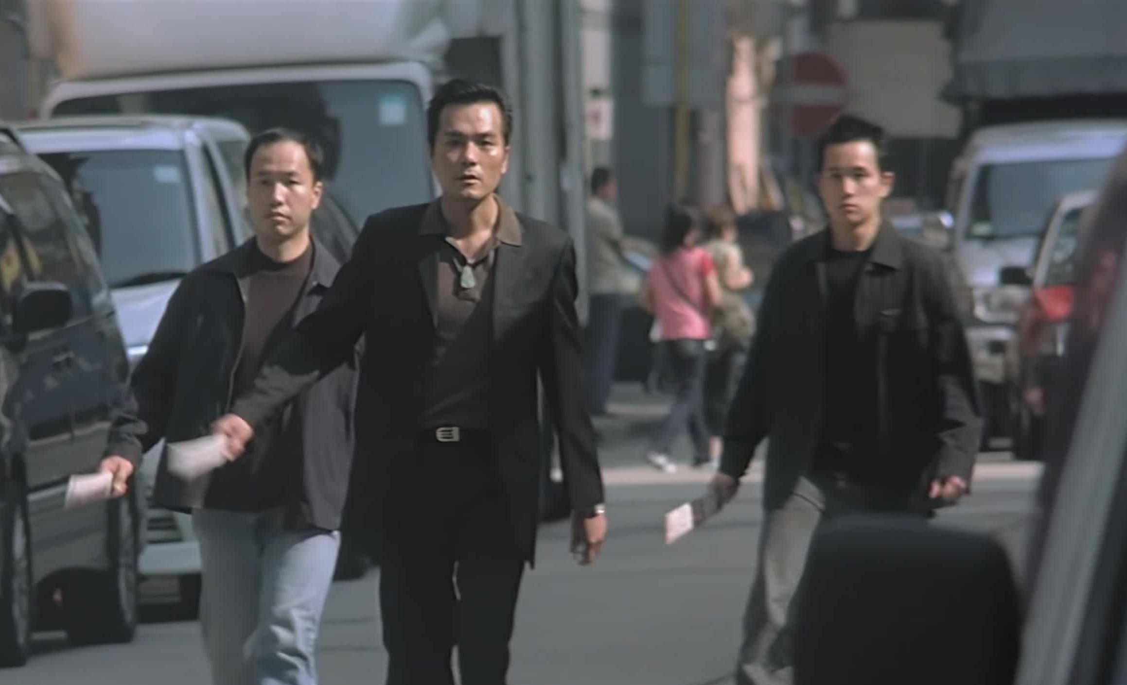 不久后,熊飞派人去调查陈科,在得知陈科近几日住在天门市陆羽酒店时