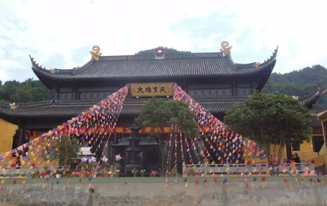 余姚东晋古刹就2座寺庙吗_地址_历史_交通