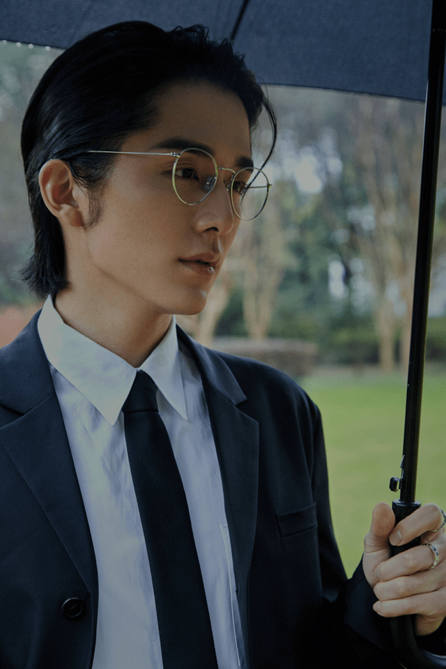 张新成为费渡瘦身漂亮,付辛博已婚身份惹争议,网友:磕不下去!