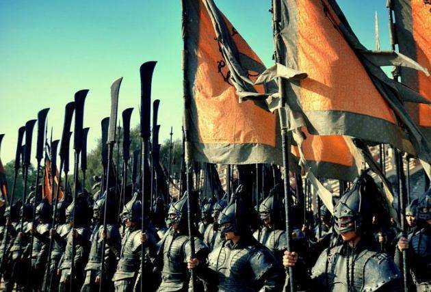 古代打仗两军对战,第一排士兵最危险,为什么大家都争着当排头兵_战争_