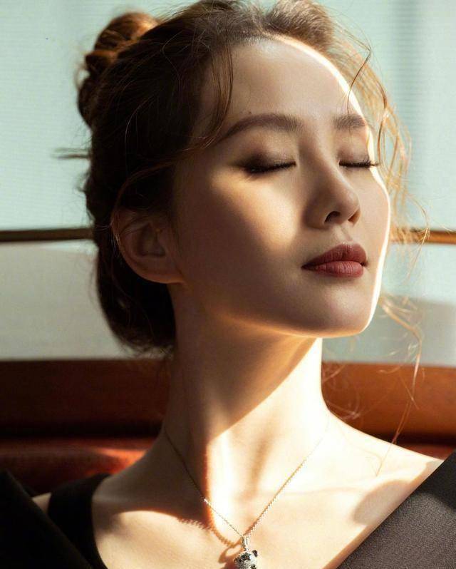 深度解析酷美人刘诗诗的颜值_鼻子_漂亮_脸型