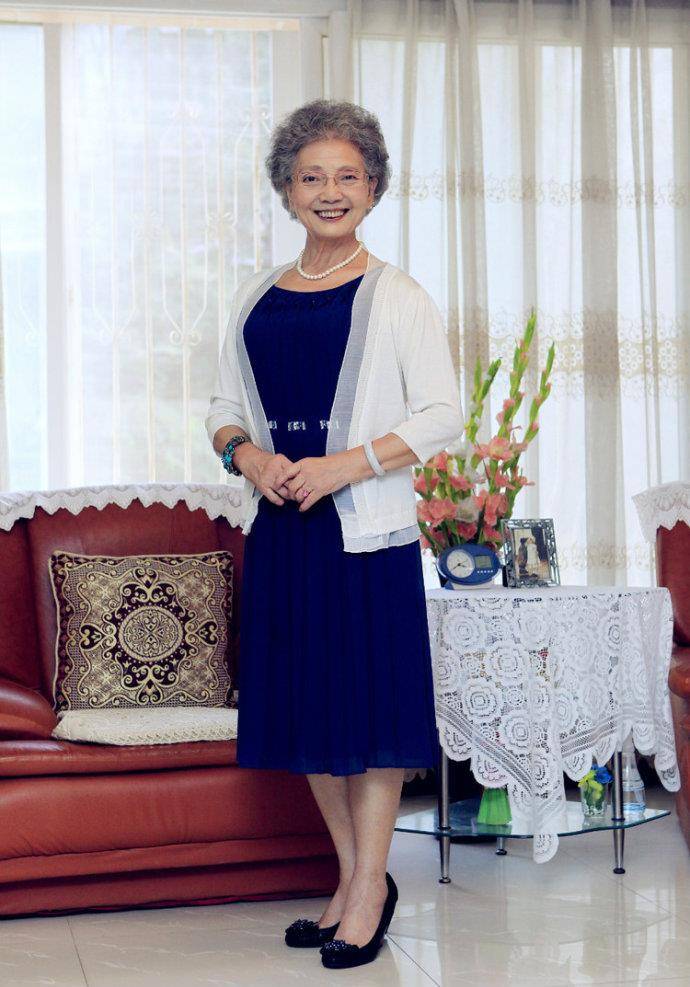 你看上海的奶奶,那么优雅端庄_裙子_设计_显得