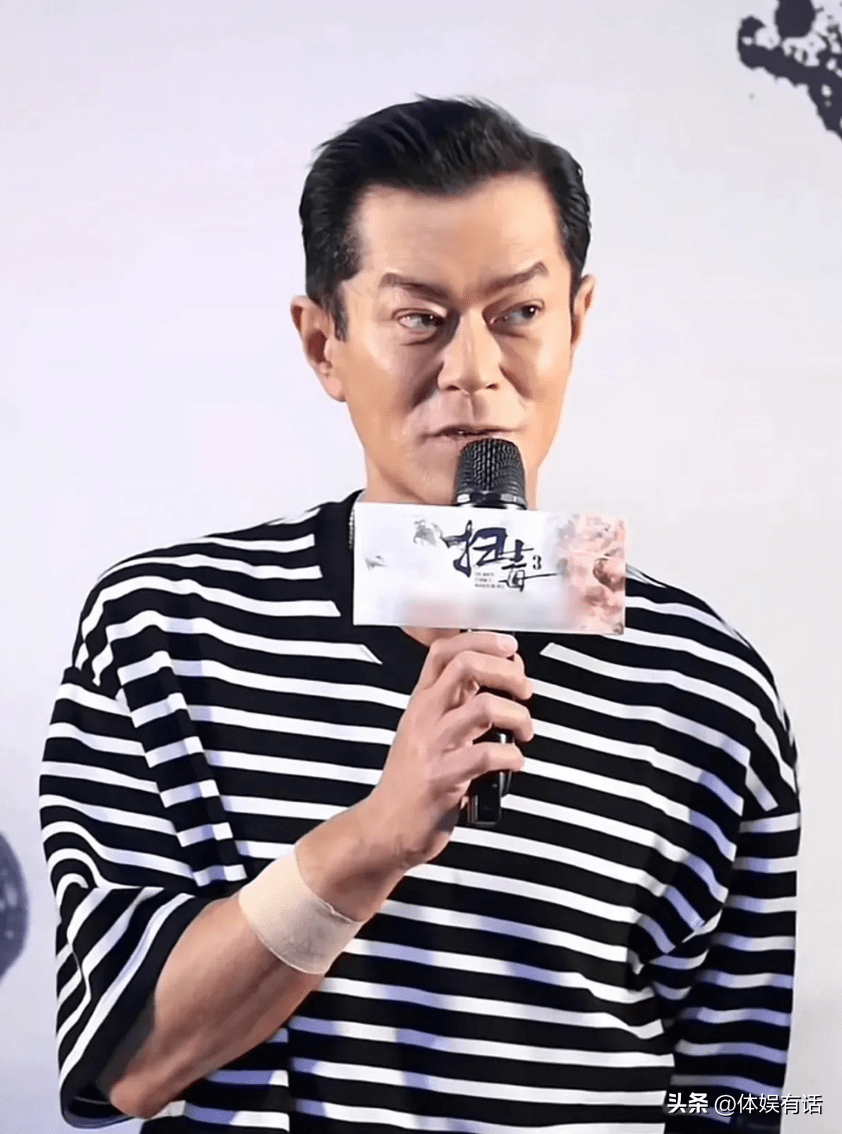 古天乐出席活动惹争议,面部狰狞,疑似整容出问题,男神颜值崩塌_自然