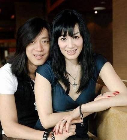 钟丽缇50岁依然相信爱情,三任丈夫颜值差异大_女人_女儿_张伦
