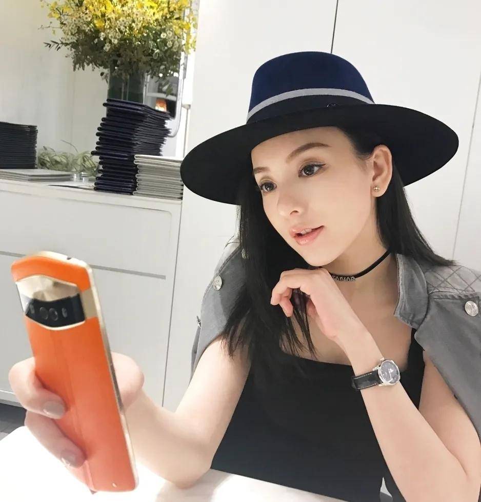 香港四大天王,曾经的顶流男神们现在怎么样了?_张学友_刘德华_郭富城