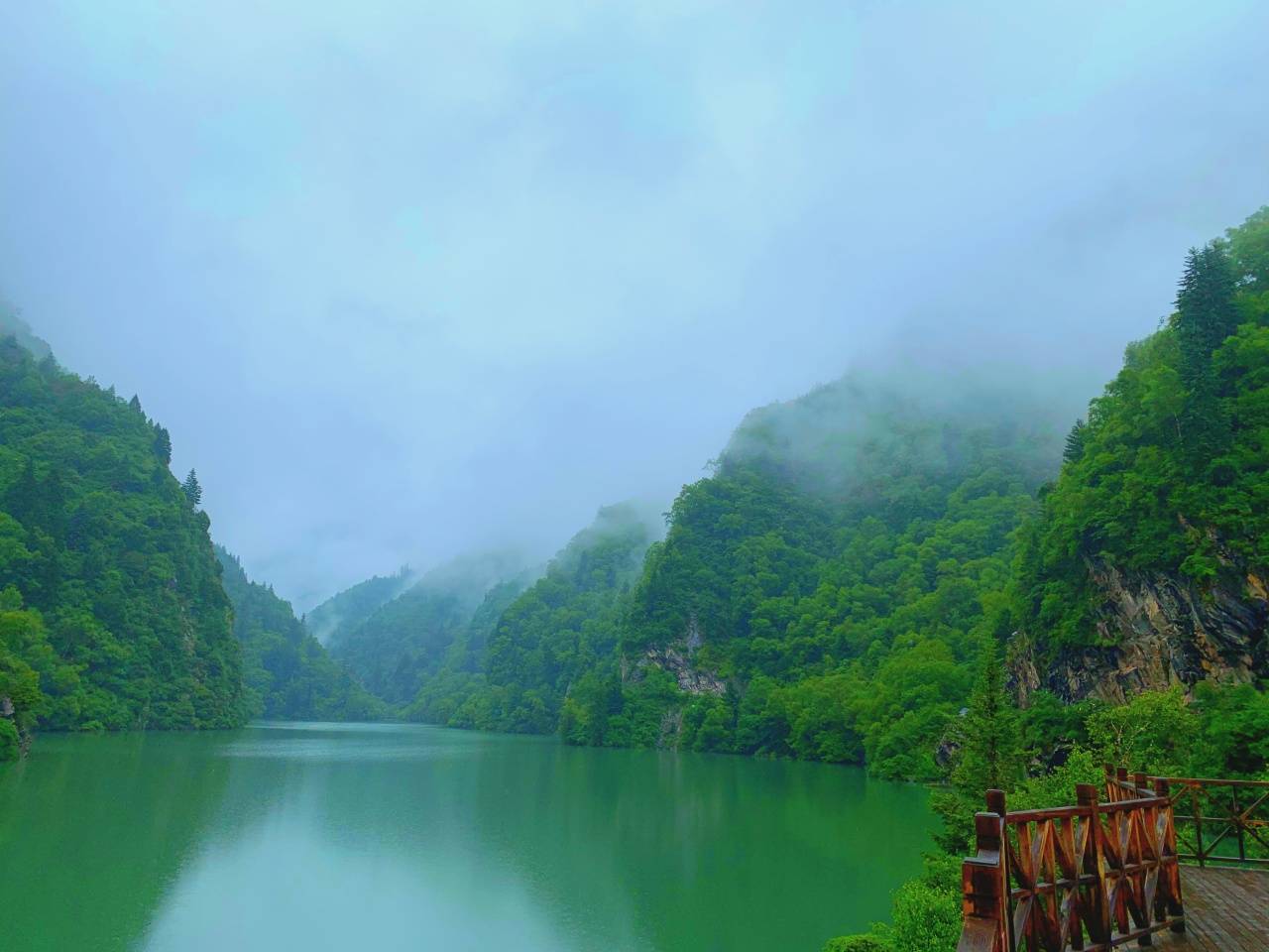 消夏避暑,来松坪沟享19°c的天然空调!_景区_游客_公路