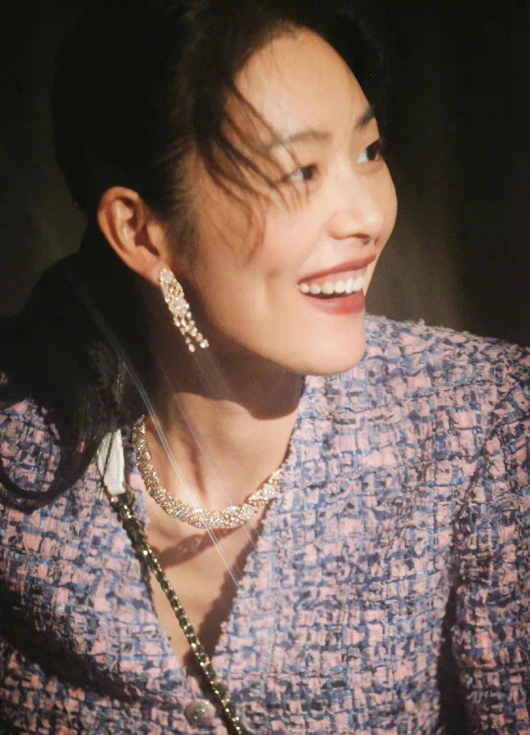 那些令人惊叹的时刻刘雯,你的表弟永远是你的表弟_时尚_眼睛_笑容