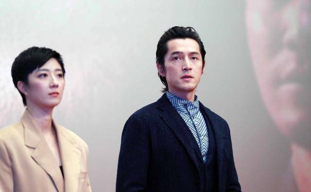 她是胡歌的梦中情人,和富豪迅速相恋,从订婚到结婚只用了17天_吕一