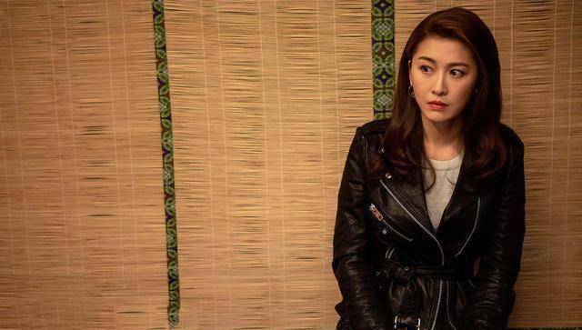 周丽淇出演《肥龙过江》,曾是模特出道,丈夫是谍战一哥傅程鹏_甄子丹