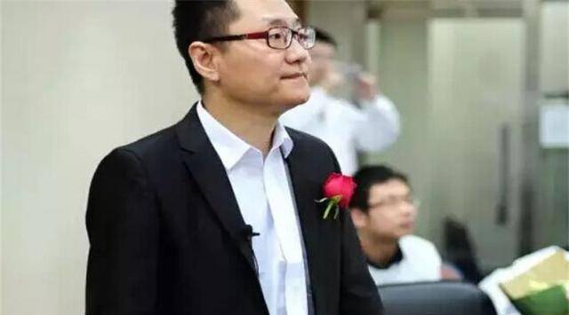 80后患癌女孩:临终前办派对,卖萌耍乖让亲人把眼泪"憋回去"_王越_孩子