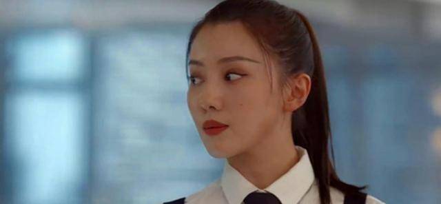 她是剧中最神秘的人物,不但有故事还充满了悬疑色彩_叶琴_叶沁沁_宋佳