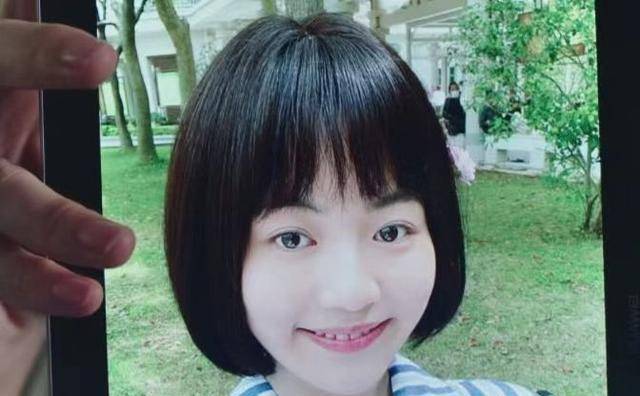 也不会发生现在这样的事情,而这一切却被张雅馨的父亲张华记恨在心里