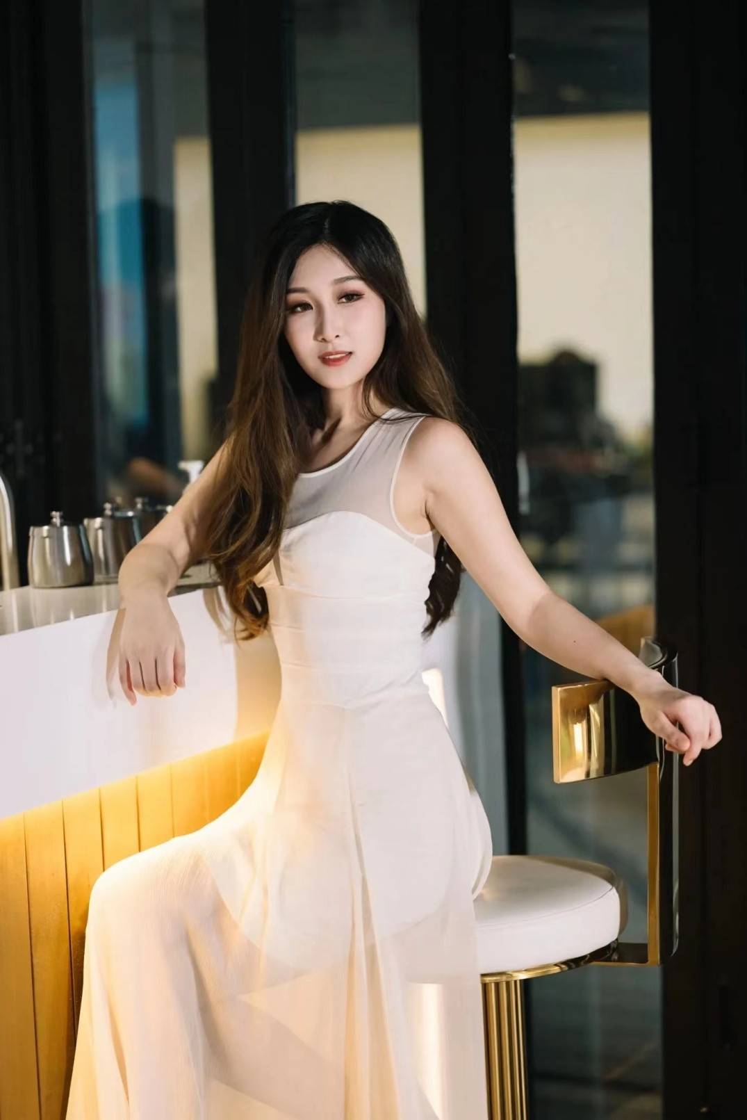 主播》燃爆盛夏 陌陌陈呆呆轻松赢得双冠_you_比赛_clap