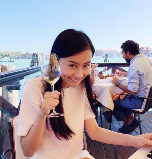 女星陈法拉的故事【闺蜜】刘诗诗杨幂只是塑料姐妹,真闺蜜竟是陈法拉?