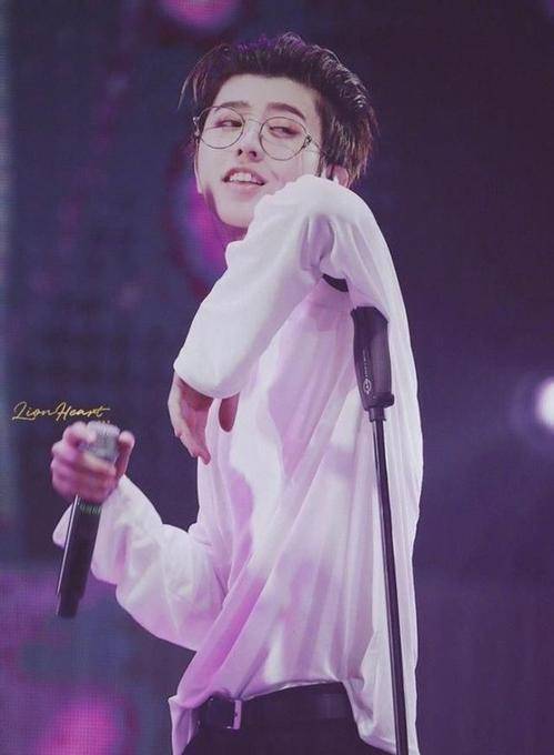 第一实至名归,杨颖仅排第三,蔡徐坤白敬亭没上榜_谢娜_何炅_明星