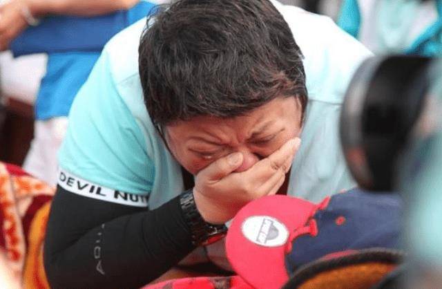 韩红王一博亲赴新乡救灾,面对有心人的质疑,网友们不淡定了_明星_救援