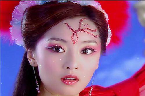 《欢天喜地七仙女》红儿:越温柔的人,背后往往越是叛逆_内心_天庭