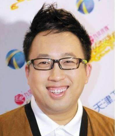 洪尧吴谨言又传绯闻,于正急忙出来为自家艺人洗白白_延禧_距离_朋友