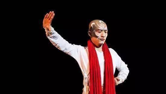 姜笑月姜玥名京剧青年旦角演员,攻程派,师承著名的京剧程派名家张火丁