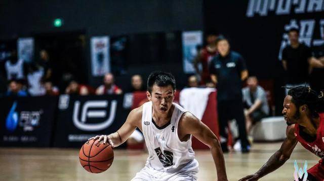 矿大核心,ncaa后卫均参加北控试训,马布里现场考察球员_邬挺嘉_阿迪力