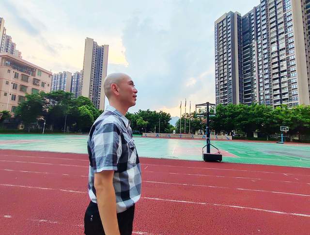 组图:先锋教育人物∣优秀校长陈海源:做教育就是做细节 办有温度的