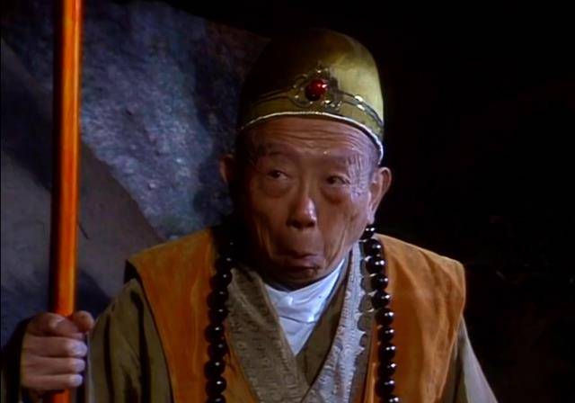 金池长老只是凡人,为什么能活270岁,你看每晚都有谁在伺候他_孙悟空