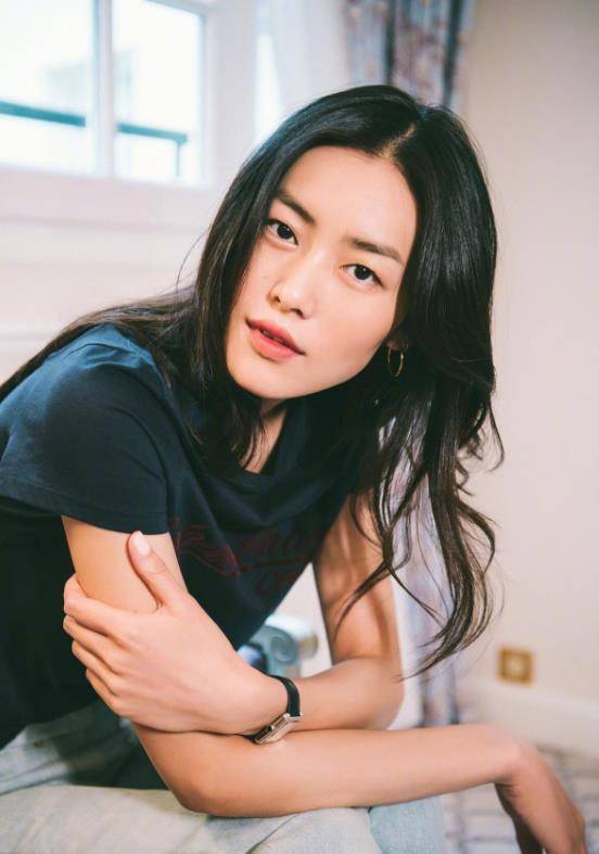 刘雯胡兵各执一词不退让,现场火药味十足_节目_视频_照片