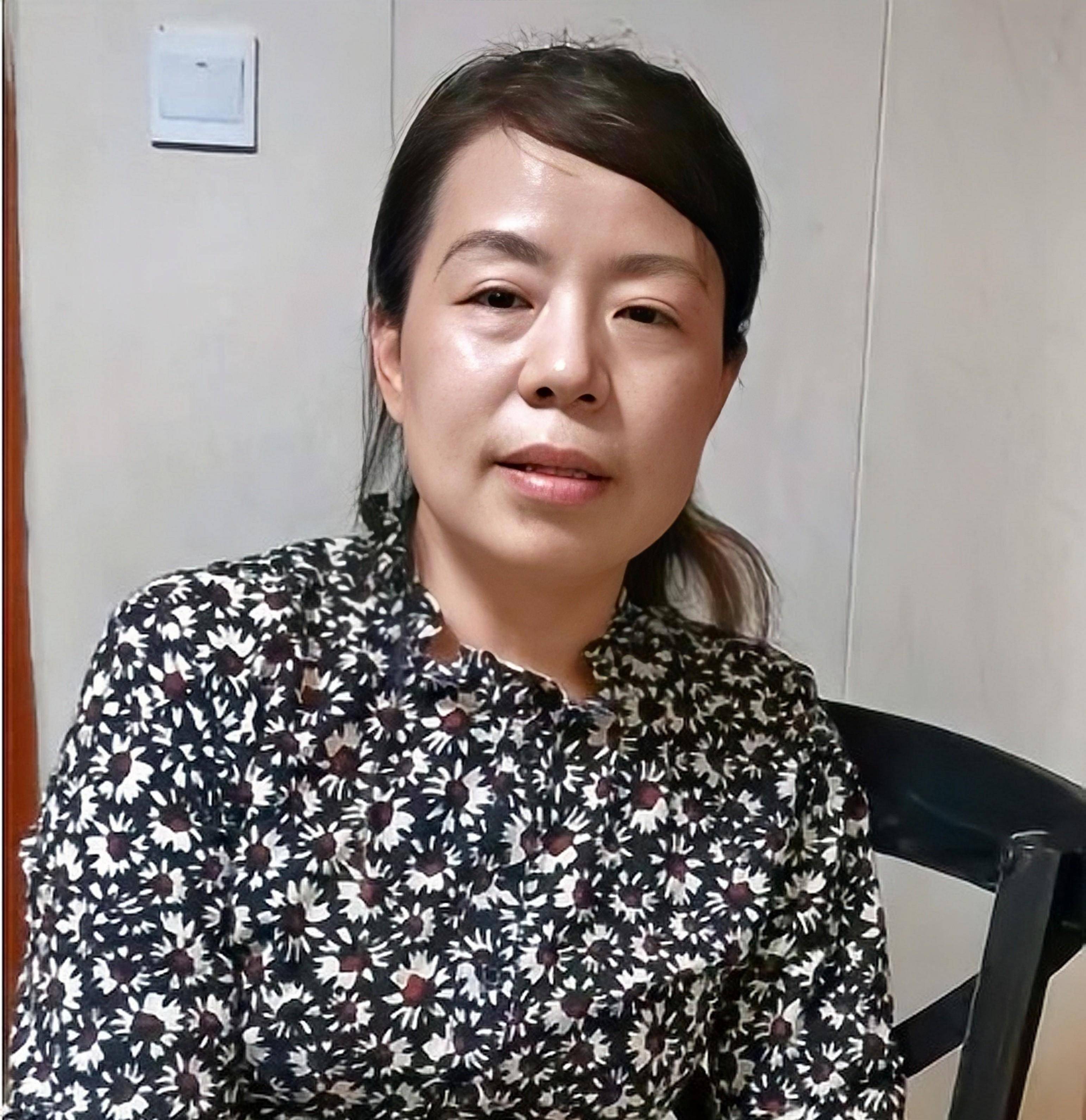 洪泰英带来了许敏和季律师会见他的消息,霍之桥承认自己已经在那里