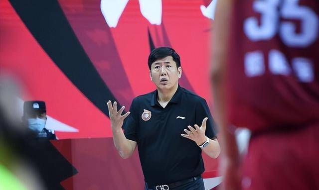 丁伟cba金句盘点?丁伟教练期间赚了多少钱_比赛_球员_山东高速