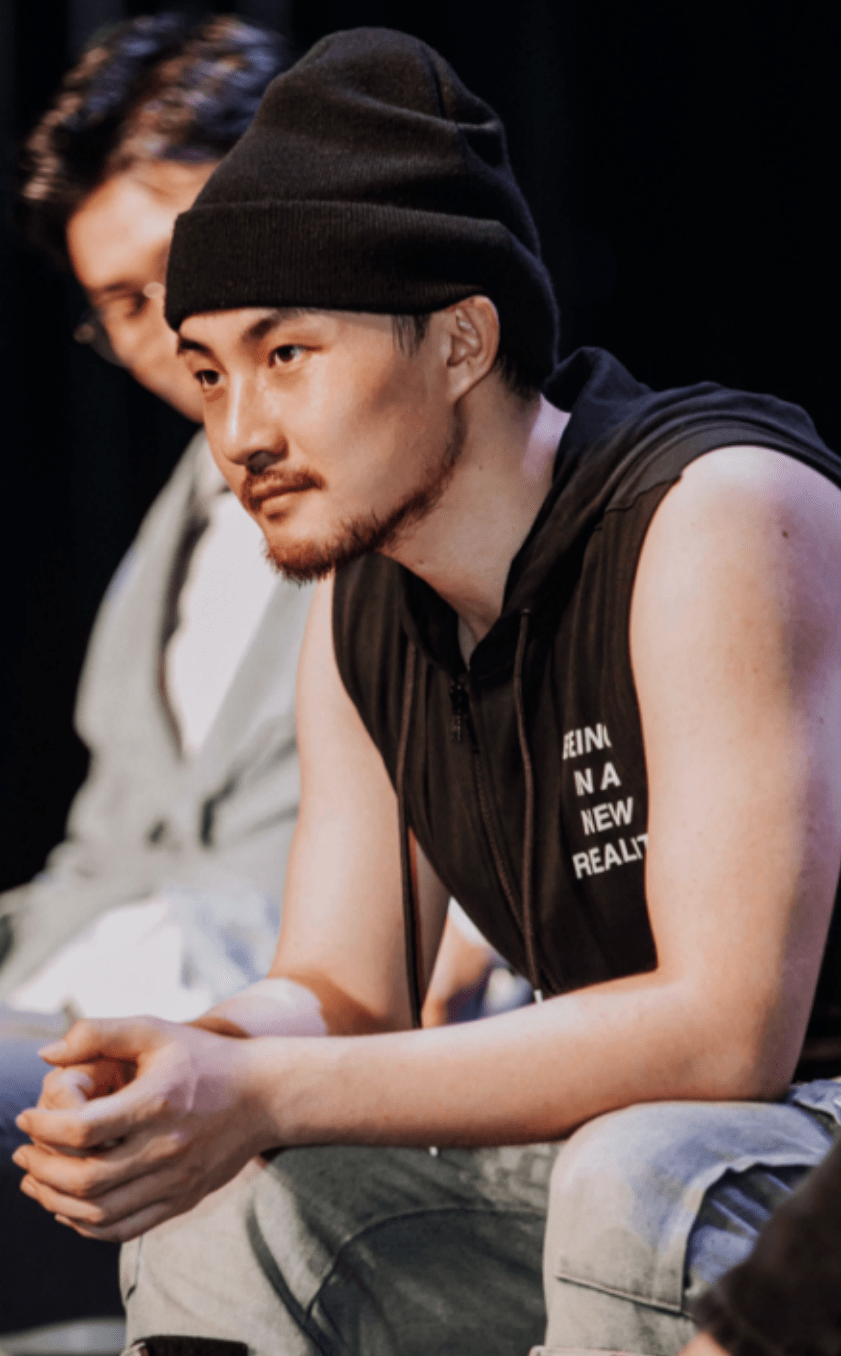 "棱镜mini戏剧节"导演何杉 | 三年后的"房间"更有质感_观众_故事_live