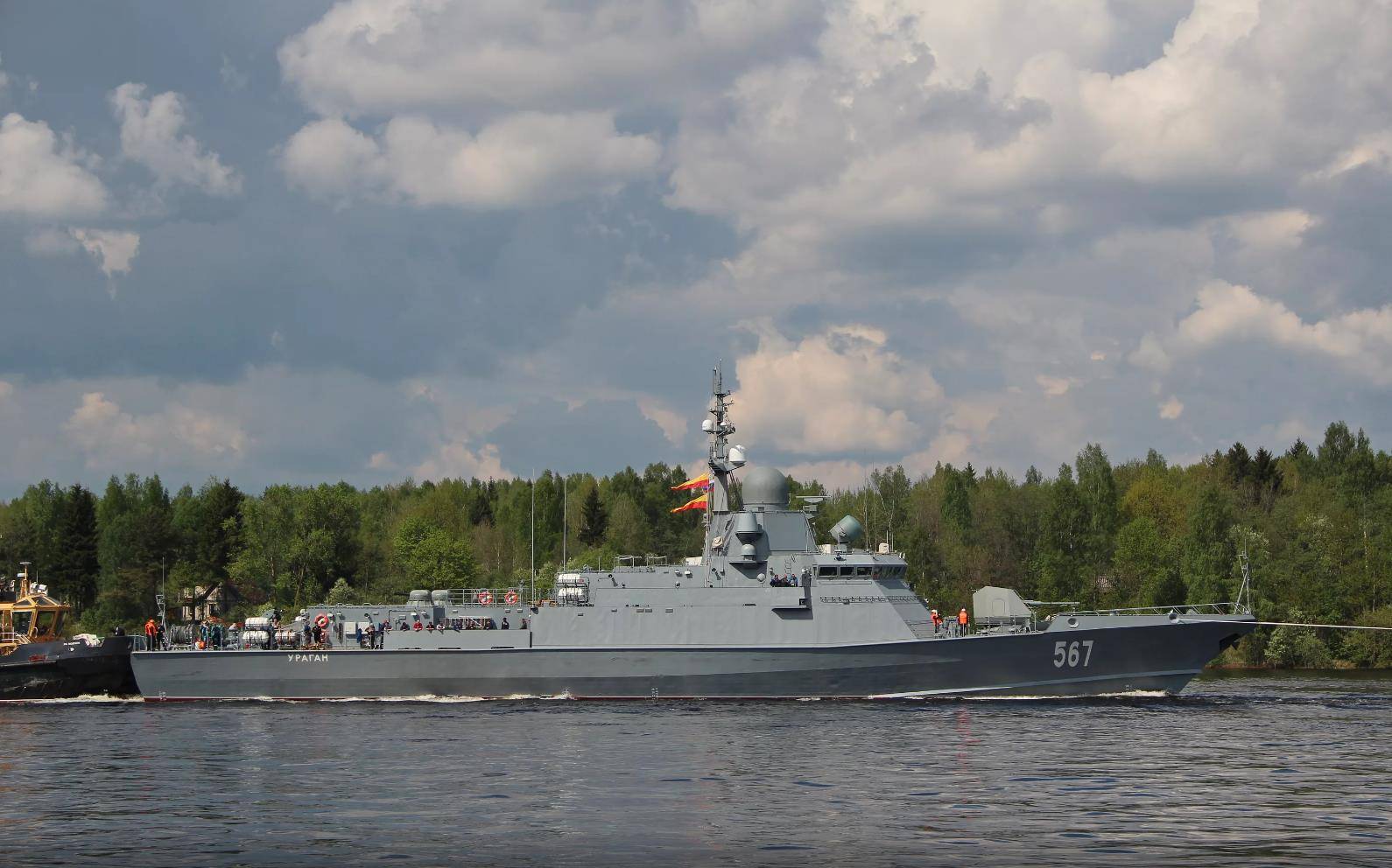 22800型轻型护卫舰,排水量仅有800吨,但攻击力强悍