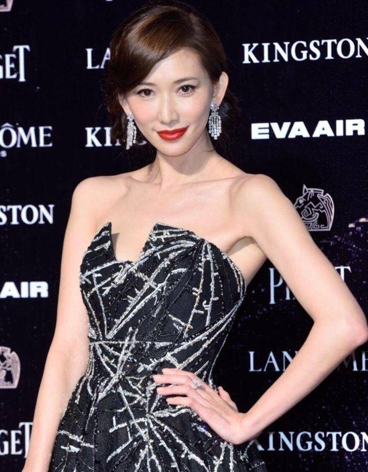 林志玲身材高挑颜值爆表,最后远嫁国外家庭幸福美满_男人_言承旭_时候