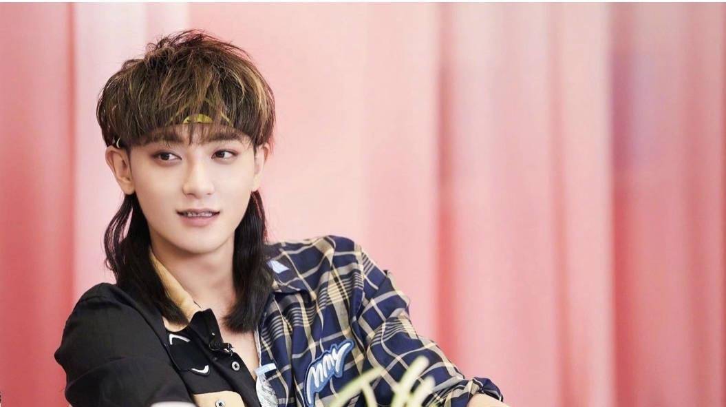 你认为黄子韬和徐艺洋是恋爱关系吗?返回搜狐,查看更多