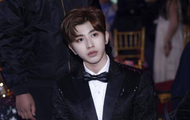 tfboys是当今华语娱乐圈最具人气的偶像组合之一,这支组合自成立之日