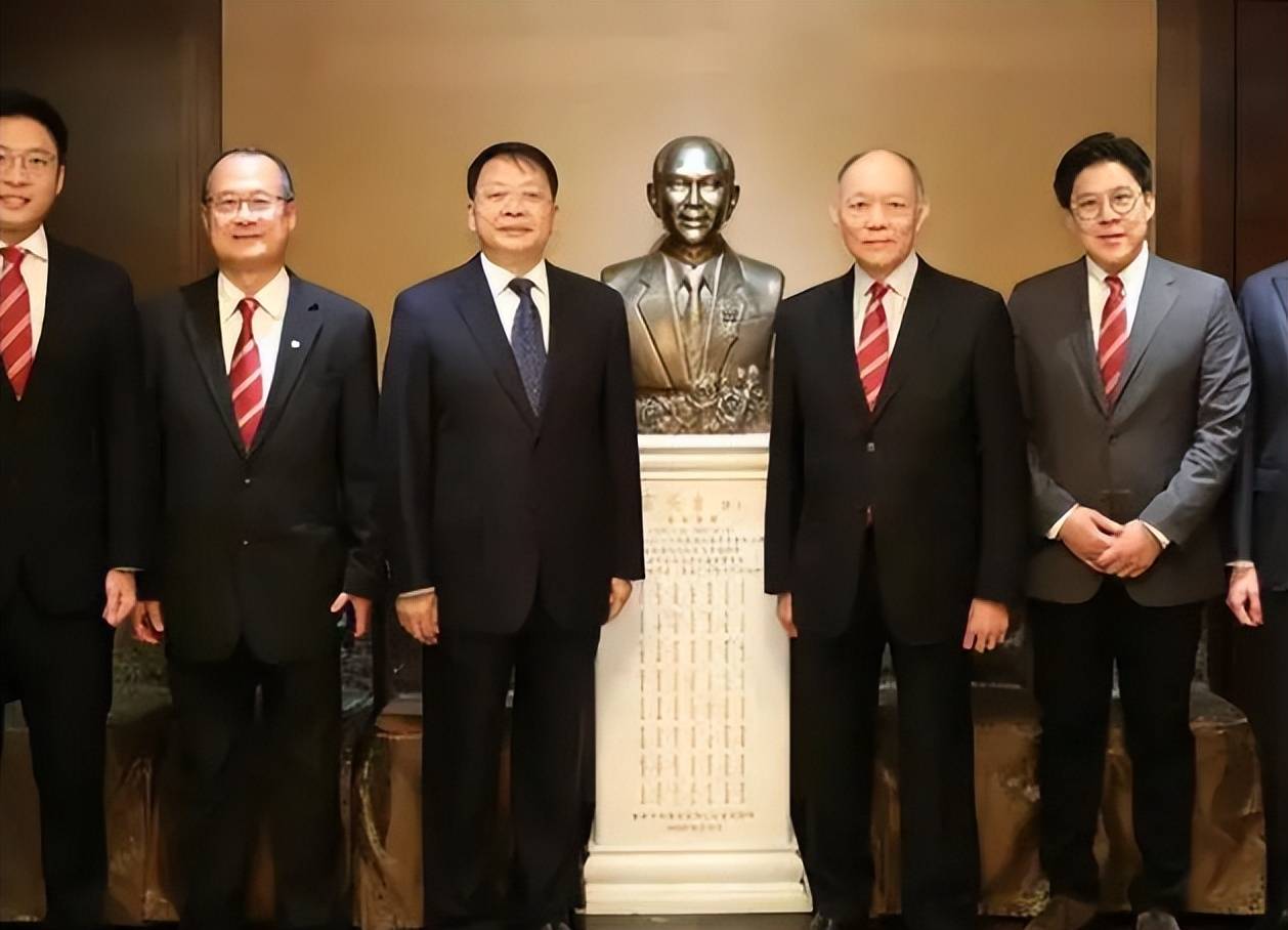 一个细节太重要,霍启刚接班已定_霍家_接班人_霍震寰