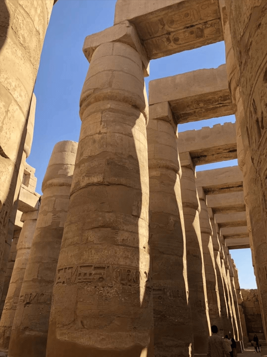 古埃及早期王权发展与地方标志性建筑的关系—以埃里芬梯尼城为例